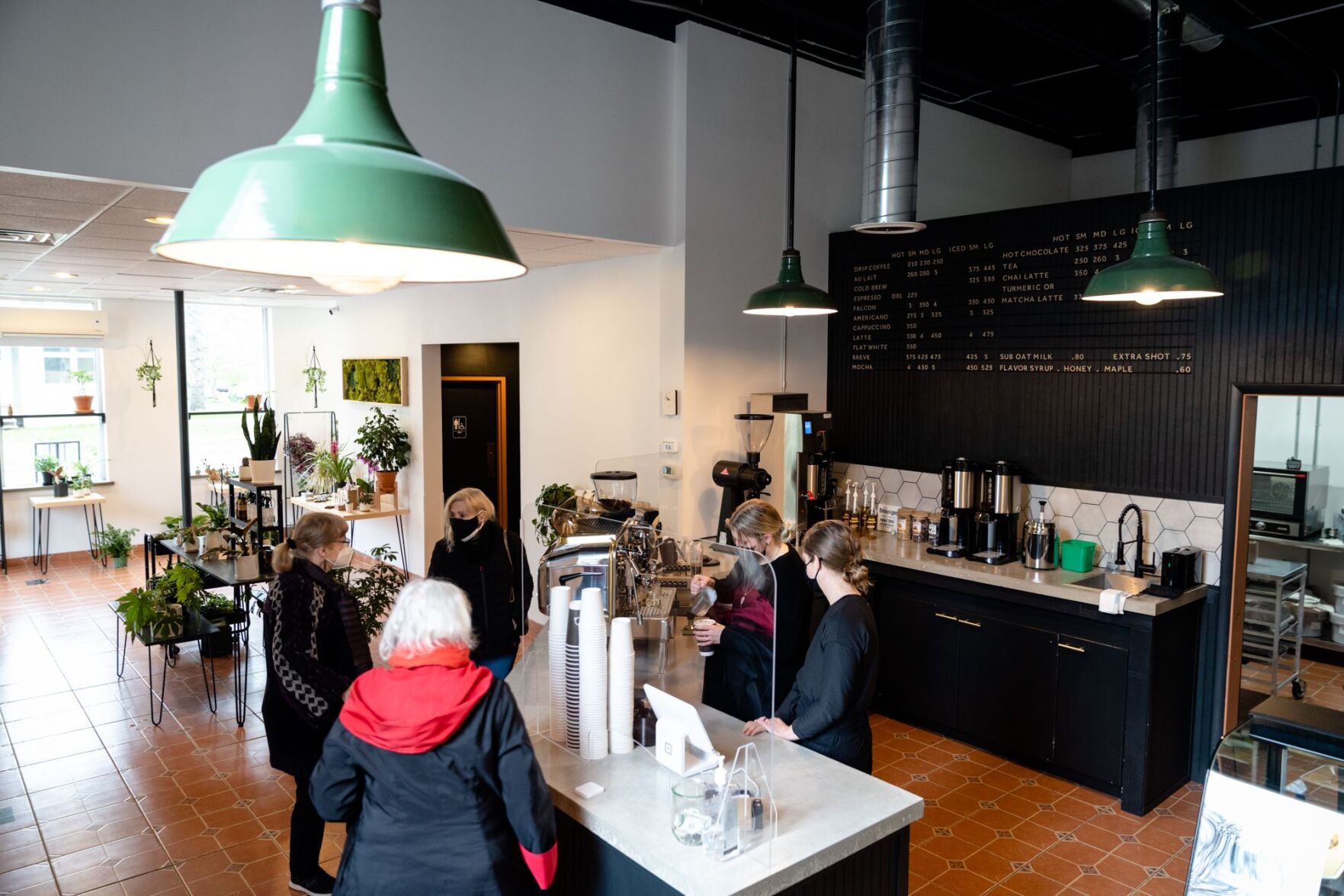 0421_Biz_BotanistCoffeeHouse_CM-5.jpg